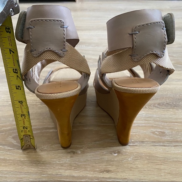 L.A.M.B. Sandals. NWT/IN BOX. Never worn - Picture 6 of 7